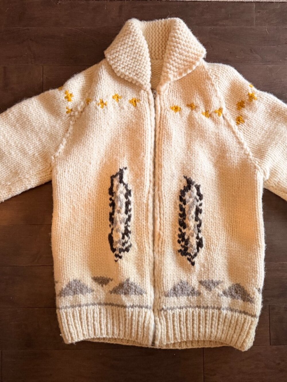 Handmade Cowichan Style Sweater with Owl Design - Picture 2 of 5
